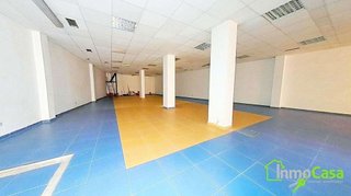 Local comercial en alquiler en Milán - Pumarín - Teatinos en Oviedo