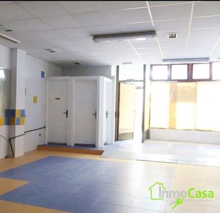 Local comercial en alquiler en Milán - Pumarín - Teatinos en Oviedo