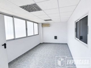 Nave industrial en alquiler en El Mercado en Manises