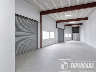 Nave industrial en alquiler en El Mercado en Manises