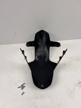 Guardabarros delantero KTM Duke 125