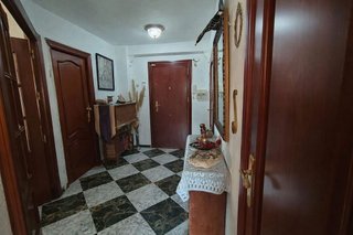 Piso en venta en Polígono Cartuja – La Paz en Granada