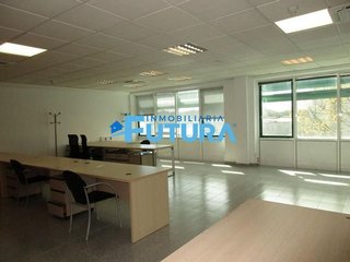 Oficina en alquiler en Parroquias Rurales en Lugo