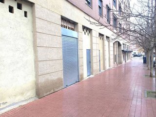 Local comercial en venta en Mariblanca - Villafontana en Móstoles