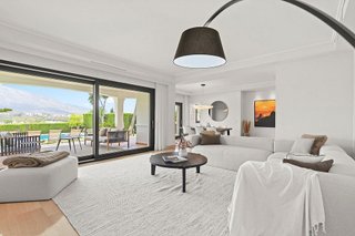 Chalet en alquiler en Los Naranjos - Las Brisas en Marbella