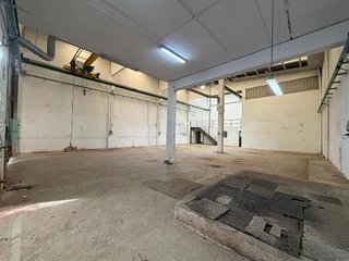 Nave industrial en alquiler en Cheste