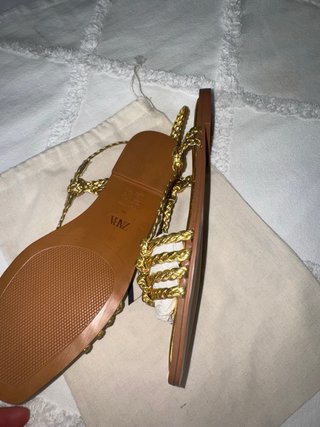 Sandalias Zara Doradas