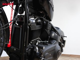 HARLEY DAVIDSON SOFTAIL STREET BOB 107 ABS