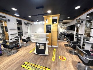 Local comercial en alquiler en La Magdalena - Versalles en Avilés