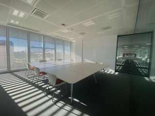 Oficina en alquiler en San Juan Bautista en Madrid