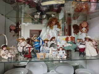 Collezione di bambole in porcellana