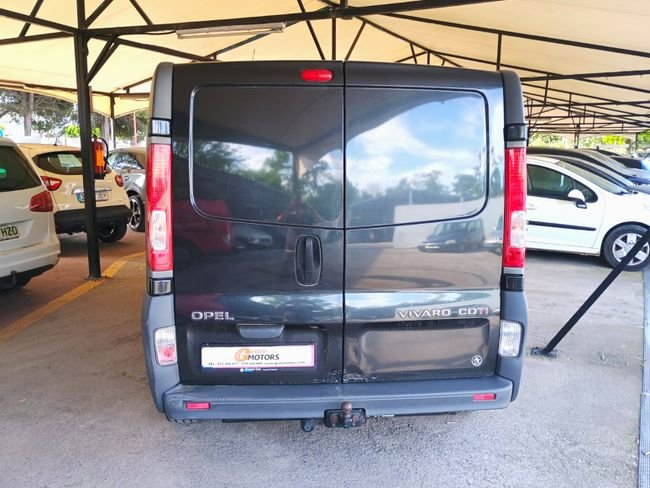 Opel Vivaro 2013, foto 8