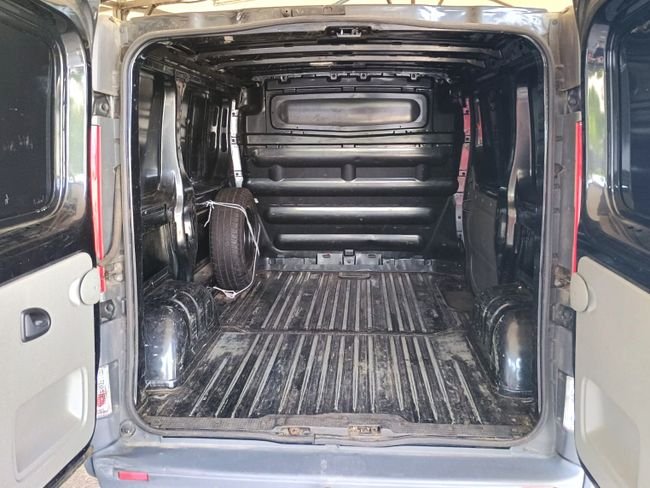 Opel Vivaro 2013, foto 12