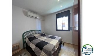 Piso en venta en Empuriabrava en Castelló d´Empúries