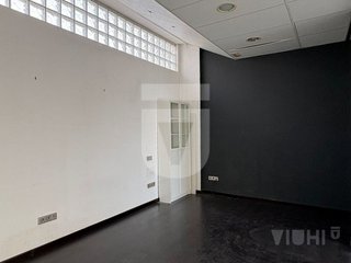 Local comercial en alquiler en Montgat