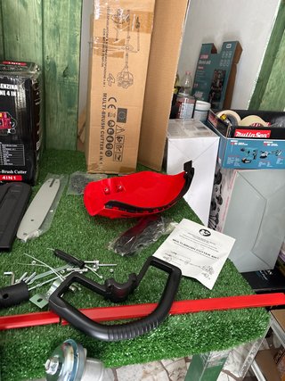 Decespugliatore AMC 4 in 1 a Benzina