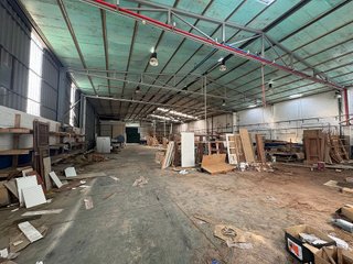 Nave industrial en alquiler en Ribadumia