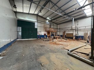 Nave industrial en alquiler en Ribadumia
