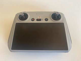 DJI Mavic 3 Classic + 3 Baterías