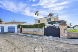 Chalet en venta en Espartinas
