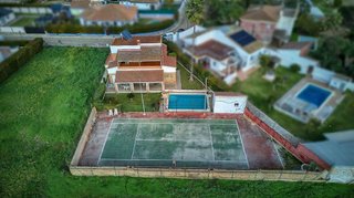 Chalet en venta en Espartinas