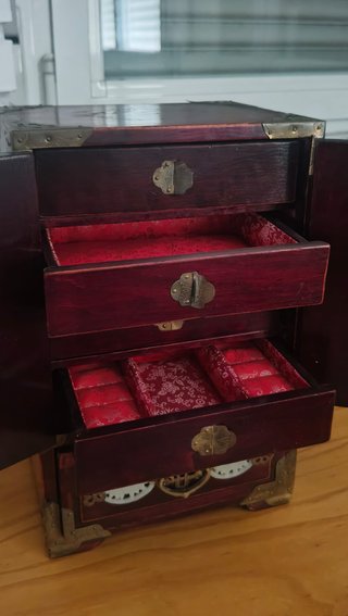 Joyero Oriental Antiguo Madera Tallada Latón Jade