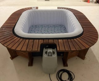 Spa Hinchable Bestway Palm Beach con Mueble