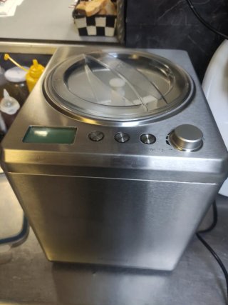 Heladera HKoenig Semi Profesional