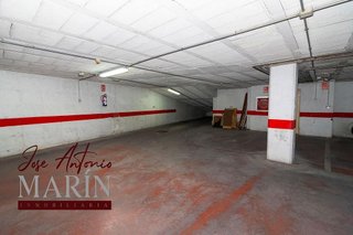 Garaje en venta en Maria Auxiliadora - Barriada LLera en Badajoz