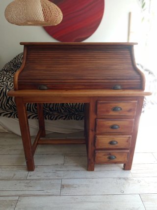 Escritorio bureau madera persiana latón