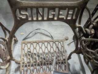 Base Máquina Coser Singer Hierro