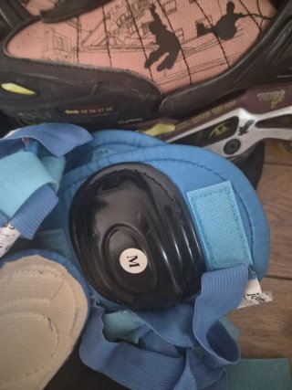 Patines en línea talla 35-38 + protecciones