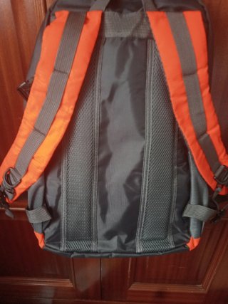 Mochila Vanaheimr Trekking Naranja/Gris