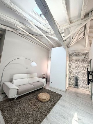 Piso en alquiler en Bellas Vistas en Madrid