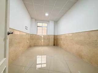 Local comercial en alquiler en Carranque - Haza Cuevas en Málaga