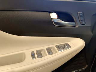 Hyundai Santa Fe 1.6 TGDi PHEV Style Auto 4x4
