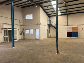 Nave industrial en alquiler en Churriana en Málaga