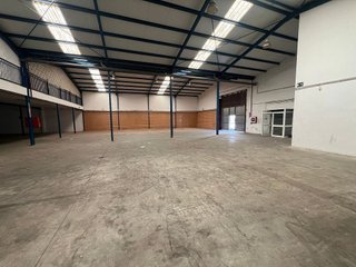 Nave industrial en alquiler en Churriana en Málaga