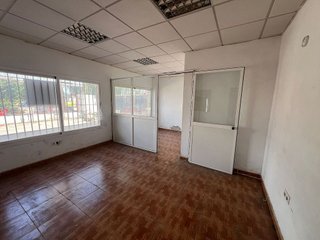 Nave industrial en alquiler en Churriana en Málaga