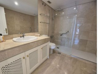 Piso en alquiler en Lomas de Marbella Club - Puente Romano en Marbella