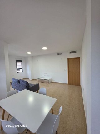 Piso en alquiler en Albatera