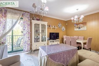 Piso en venta en Cervantes en Granada