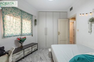 Piso en venta en Cervantes en Granada