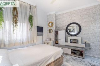 Piso en venta en Cervantes en Granada