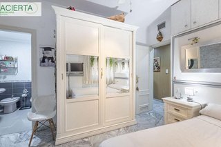 Piso en venta en Cervantes en Granada