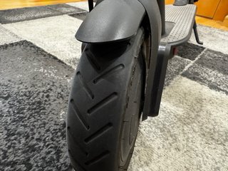 Patinete Mi Electric Scooter Essential