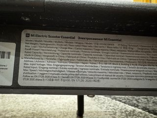 Patinete Mi Electric Scooter Essential
