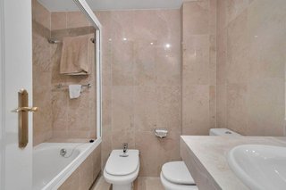 Piso en alquiler en Nueva Andalucía centro en Marbella