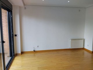 Dúplex en alquiler en Zona Estación en Pozuelo de Alarcón
