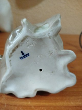 Lladró. Conejo Original Porcelana Española 9 cmts.